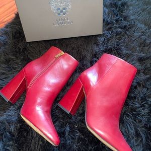 NWT VINCE CANUTO Burgundy Red Pointed Booties